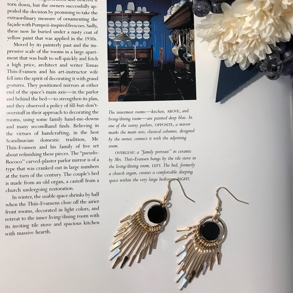 Earring-Target - Picture 5 of 5